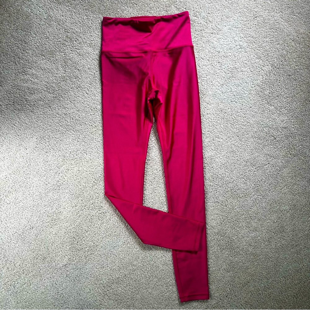 Like new Athleta Women's Legging Elation Shine Tight Pink Size XS